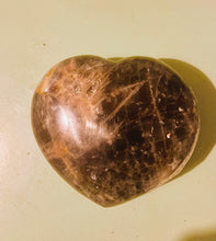 Load image into Gallery viewer, Black & Peach Moonstone Heart - Polished